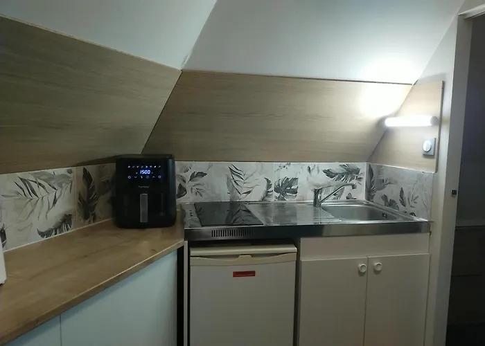 Le De La Fontaine Lägenhetshotell 3*